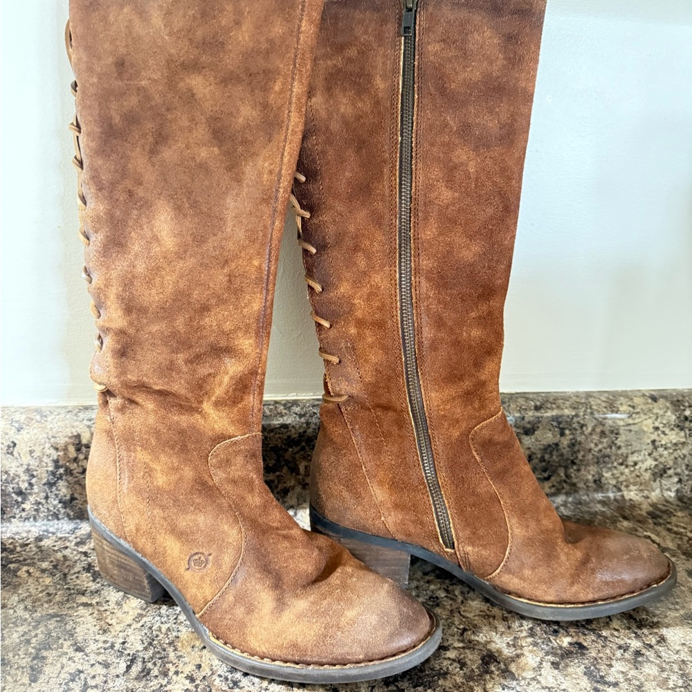 Born. Brown Knee-High leather Women's Boots